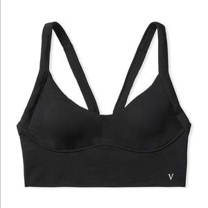 NWT Seamless V-scoop lounge bra